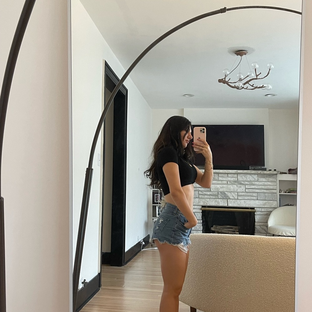 VS PINK brand booty shorts - Picture 2 of 2